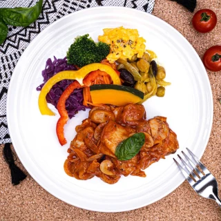 鶏もも肉のトマト煮込み